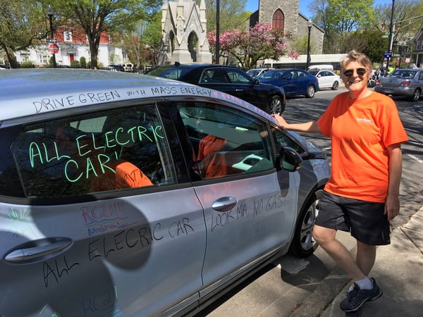 Gussied up for a parade! Look Ma, No gas!