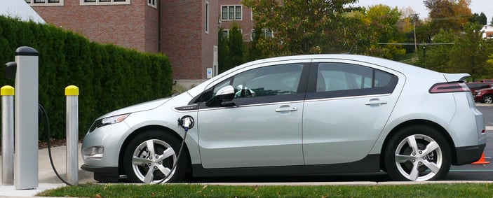 car_volt_checy_charging.jpg car_volt_checy_charging.jpg